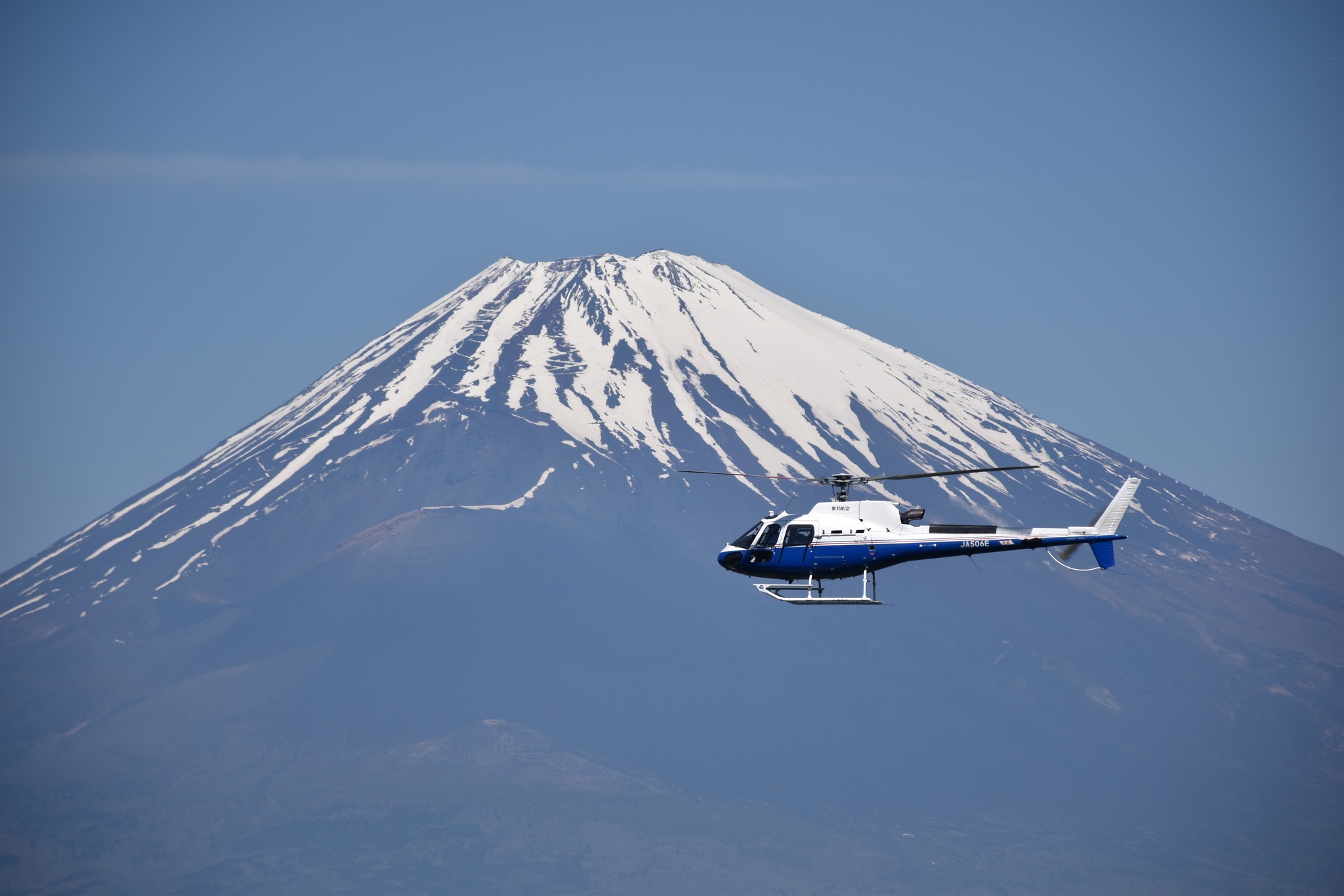 遊覧ヘリコプターのご案内 | 芦ノ湖スカイライン